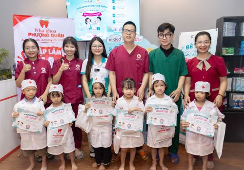 MIDKID TỔ CHỨC THÀNH CÔNG CHƯƠNG TRÌNH 'BÉ TẬP LÀM NHA SĨ' TẠI NHA KHOA PHƯỢNG QUÂN