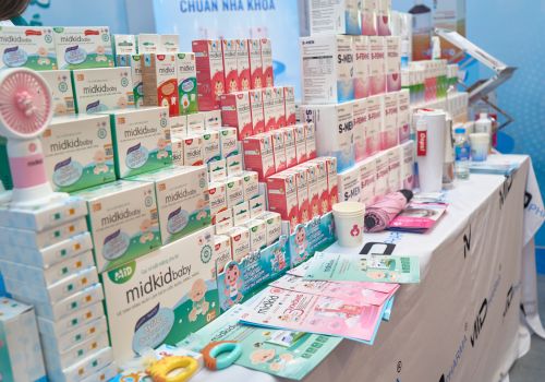 MIDKID ĐƯỢC SĂN ĐÓN NHIỆT TÌNH TẠI VIETNAM MEDI-PHARM 2025