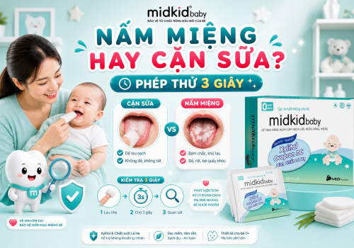 Nấm miệng vs cặn sữa sơ sinh: Phép thử 3 giây chuẩn y khoa