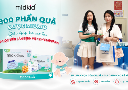 300 PHẦN QUÀ GẠC RƠ LƯỠI CAO CẤP MIDKIDBABY GỬI TẶNG BA MẸ TẠI LỚP HỌC TIỀN SẢN BỆNH VIỆN ĐẠI HỌC PHENIKAA