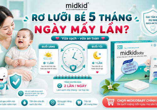 Rơ lưỡi ngày mấy lần cho bé 5 tháng?