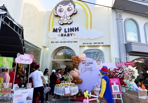 An Giang: Midkid chúc mừng Mỹ Linh Baby khai trương hồng phát