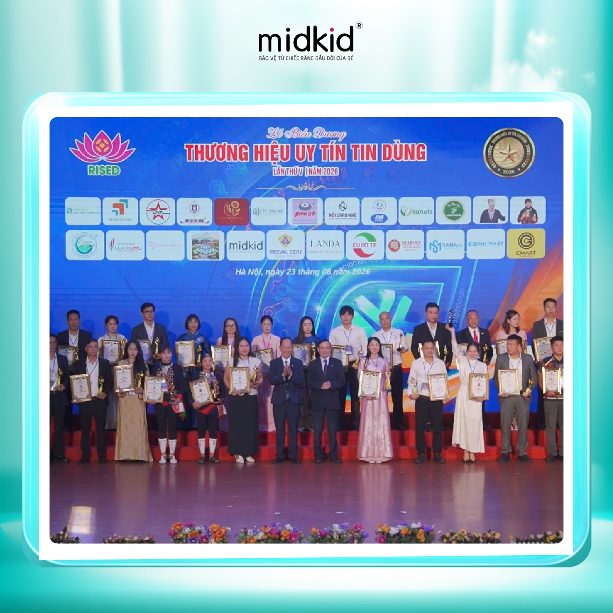 Midkid GIẢI THƯỞNG “THƯƠNG HIỆU UY TÍN TIN DÙNG”-03
